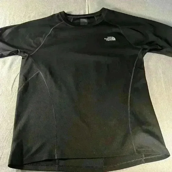 4 The North Face men's flash dry black and gray  T-shirts size small - Picture 9 of 11